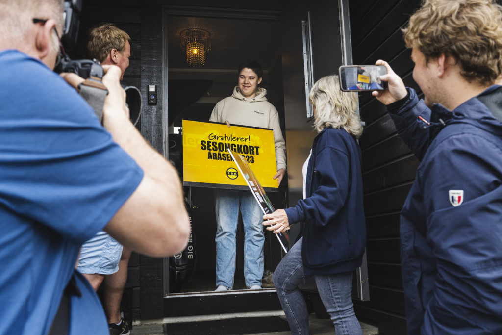 Casper Hansen, vinner av Poselotteriet og LSK sesongkort